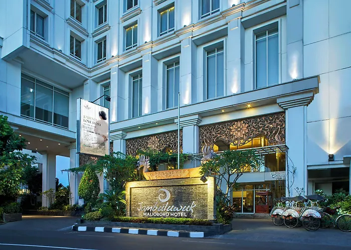 Jambuluwuk MalioboroHotel Jogja